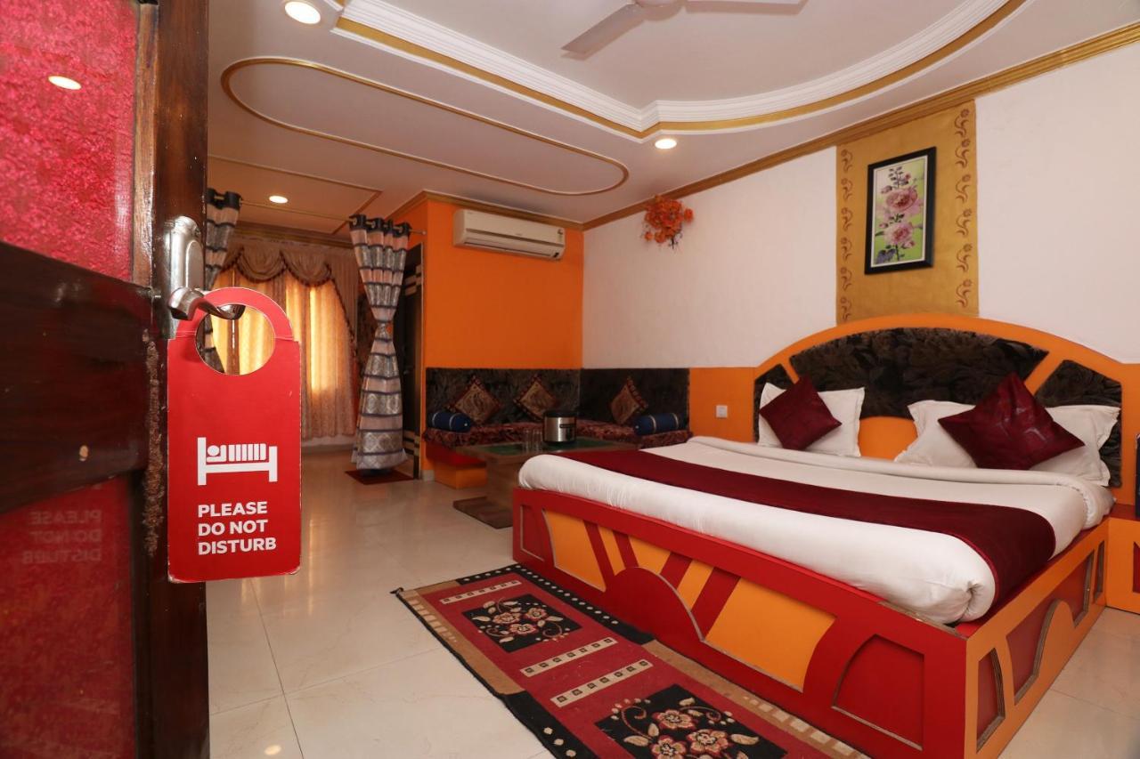 Hotel Prateek Pachmarhi Pachmarhī Esterno foto